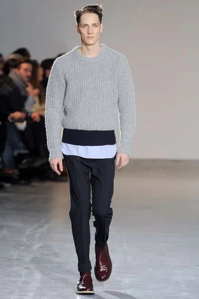 Look 7